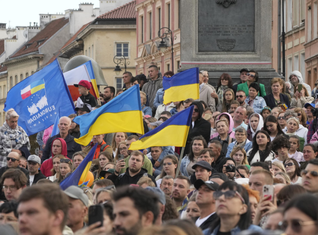 Antiratni protest održan u Varšavi: Poljska je za mir, to nije naš rat