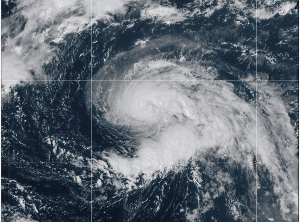 Tropska oluja Gabrijel prerasla u uragan u Atlantskom okeanu jugoistočno od Bermuda