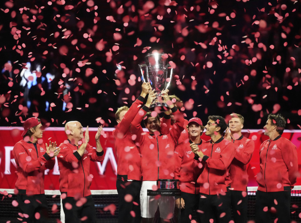 Fric pobedio Zvereva, Tim sveta osvojio Lejver kup