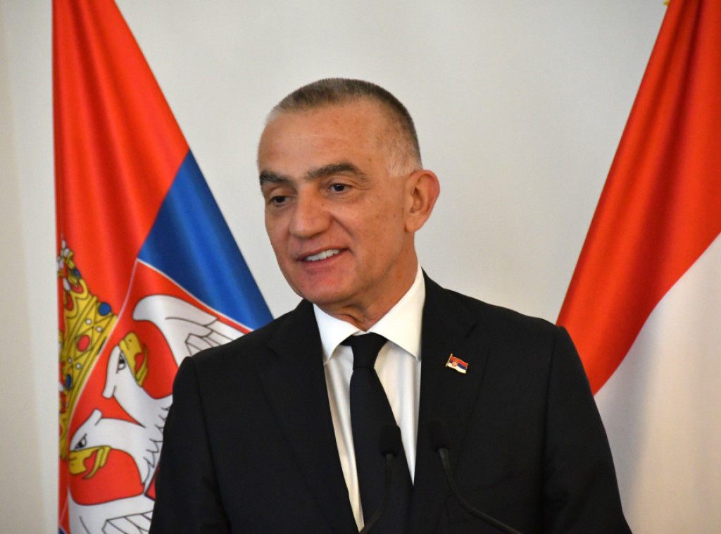 Ministar Vujić uputio čestitke povodom Roš Hašane