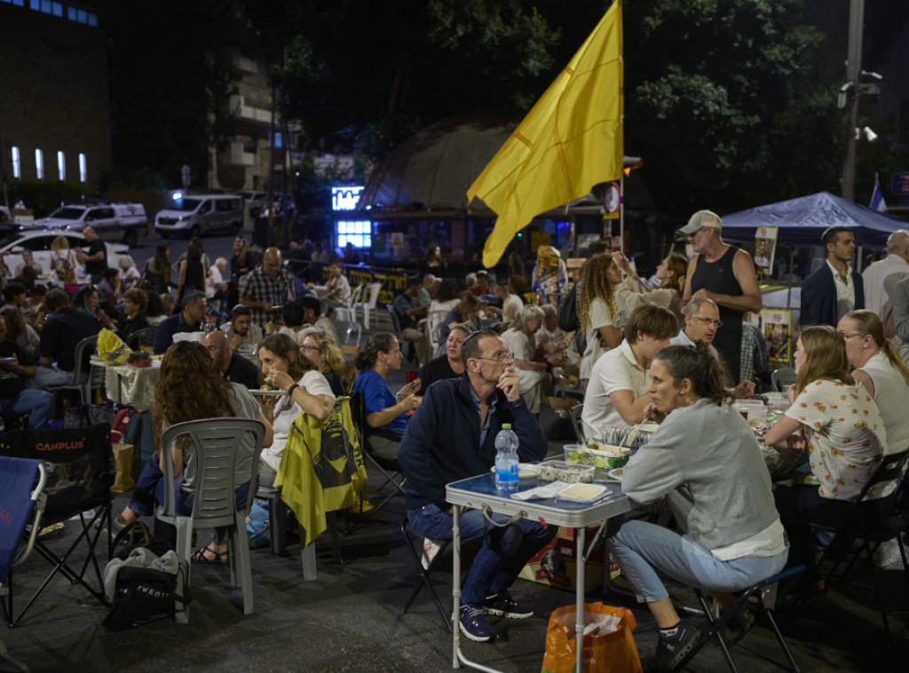 IDF: Oko 640.000 Palestinaca napustilo grad Gazu i otišlo na jug Pojasa Gaze