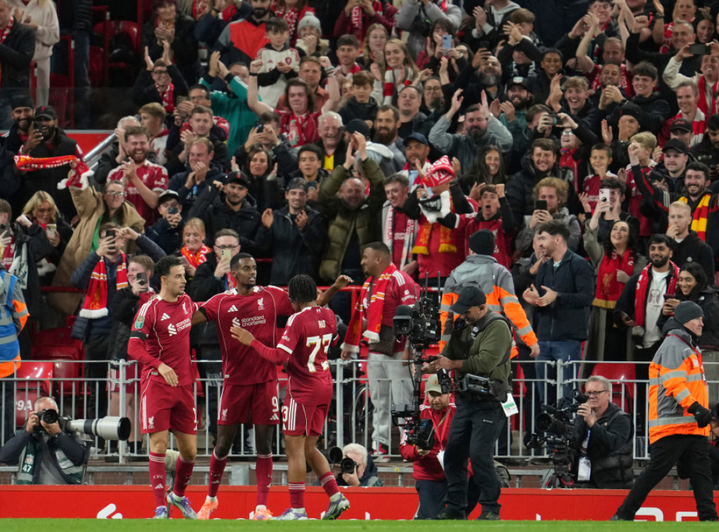 Fudbaleri Liverpula u osmini finala Liga kupa, Isak postigao prvenac
