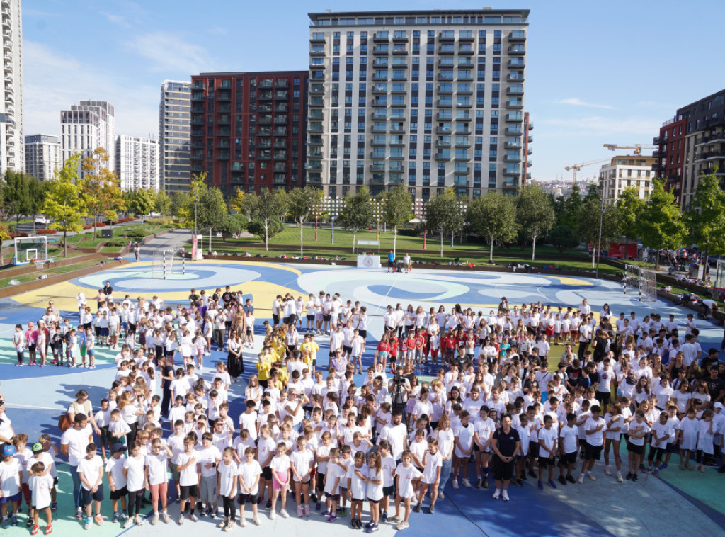 Otvoren sajam sporta u Beograd na vodi, učestvuje oko 500 osnovaca sa Savskog venca