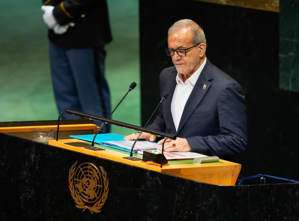 Pezeškijan: Iran nikada nije tražio i nikada neće tražiti da napravi nuklearnu bombu