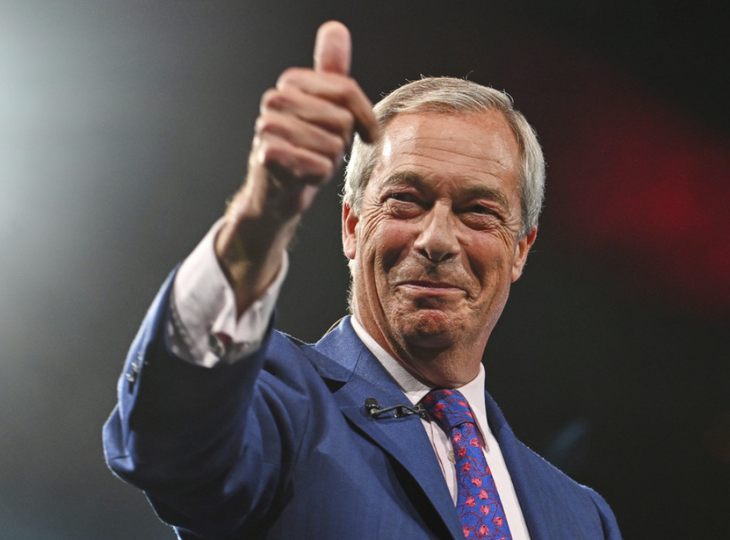 Faraž kritikovan zbog širenja lažnih informacija o migrantima koji jedu labudove