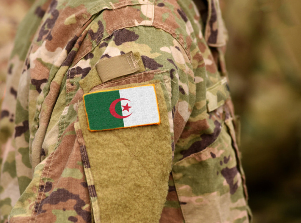 Alžirska vojska ubila sedam militanata, tri vojnika poginula u sukobina