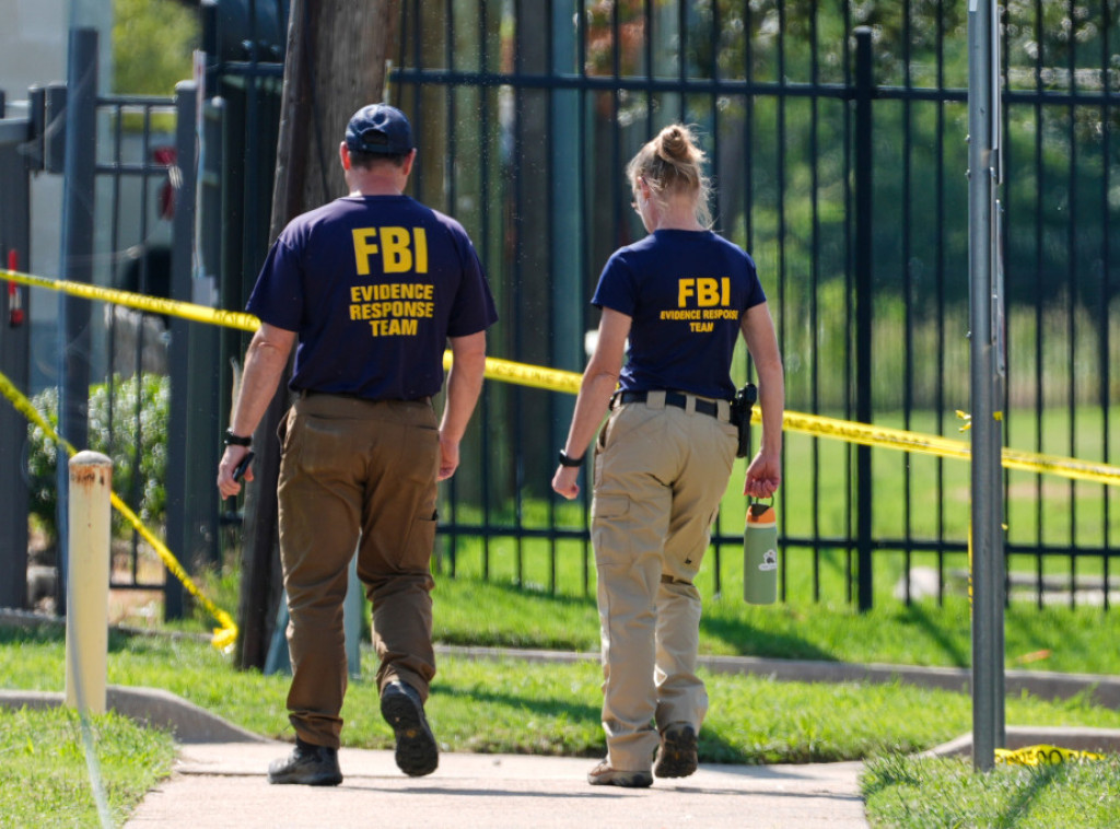 FBI: Napadač na ICE u Dalasu ostavio poruku da će napad "zastrašiti" agente