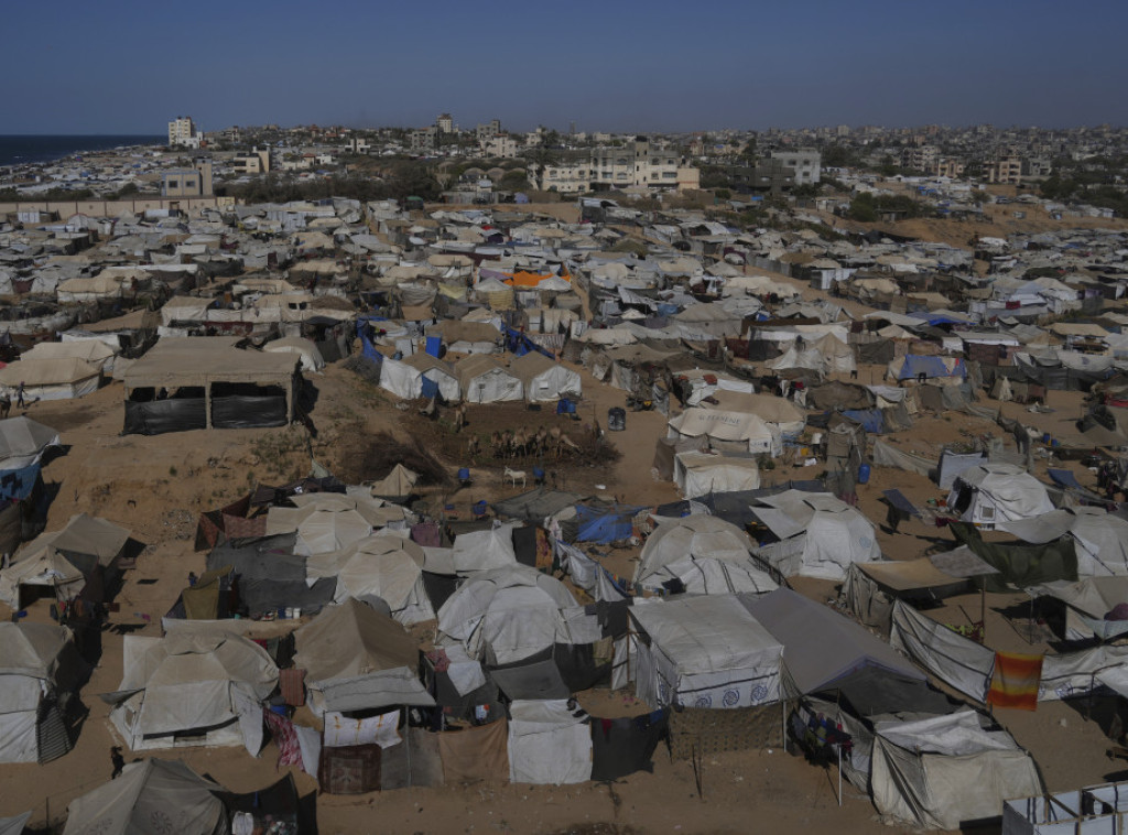 Fajnenšel tajms: Trampov plan za Gazu predviđa prekid vatre, oslobađanje talaca i međunarodne snage