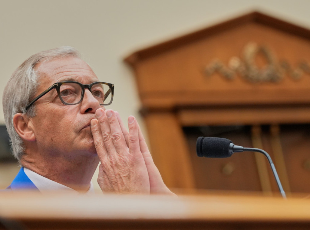 Anketa: Najdžel Faraž na putu da postane premijer