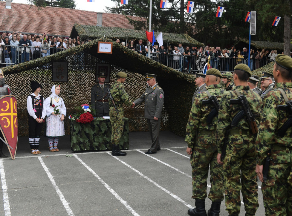 Održana svečanost polaganja vojničke zakletve u Leskovcu