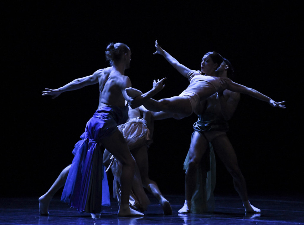 Nova sezona Baleta SNP u Novom Sadu otvorena premijerom ''Dobrih vibracija''