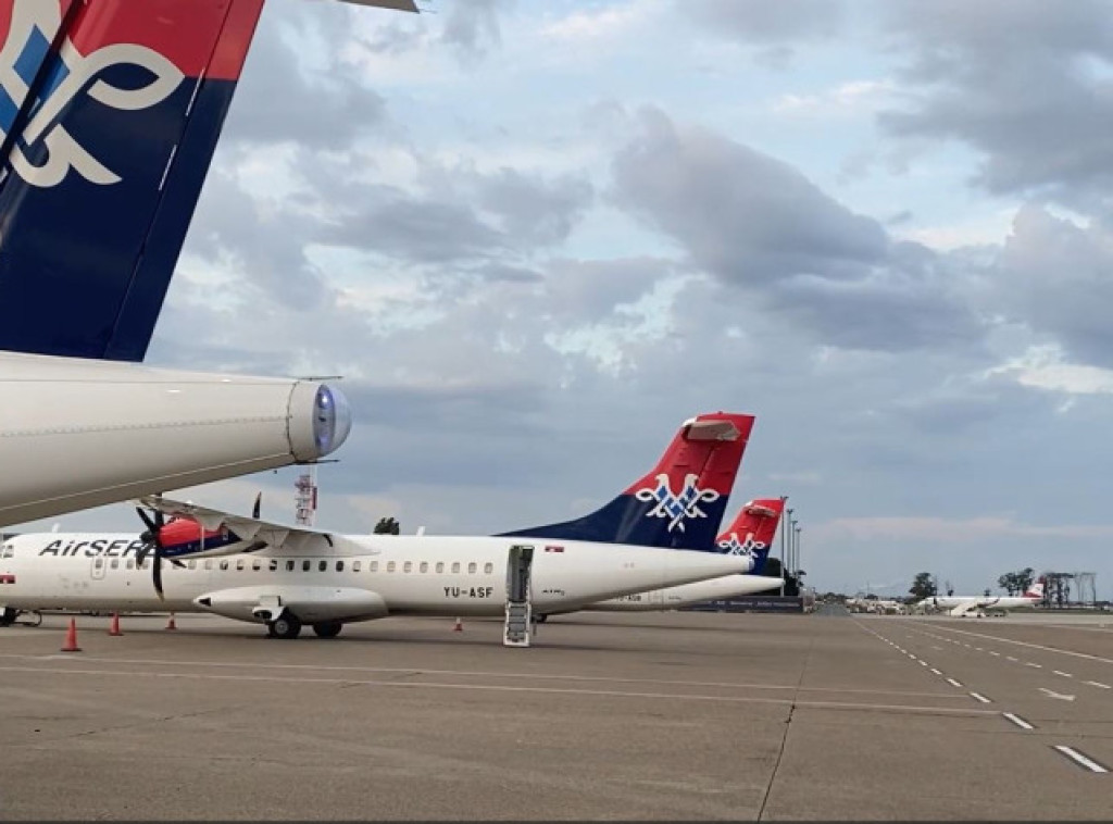 Er Srbija: Pojačane snežne padavine mogu uticati na odvijanje avio-saobraćaja