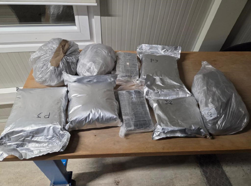 Muškarac iz Peći uhapšen sa skoro 10 kilograma droge
