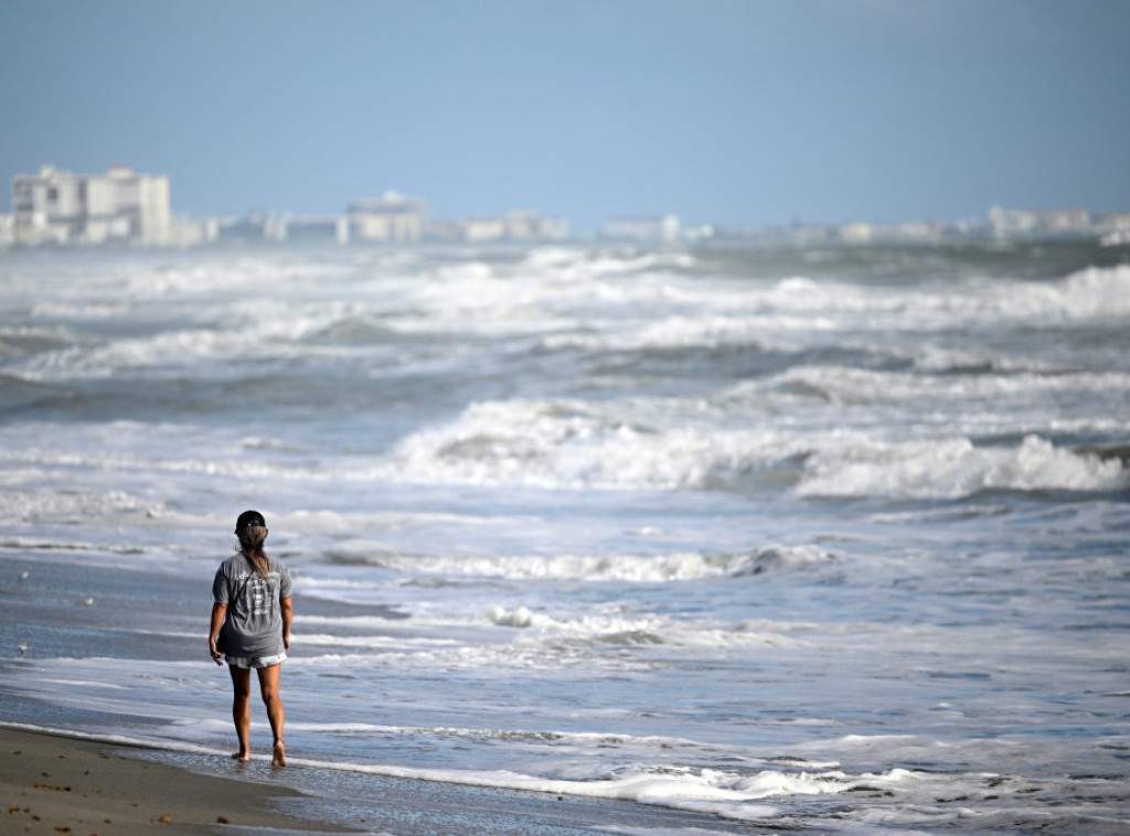 Zbog oluje na istoku Španije otkazani letovi i obustavljena nastava u školama
