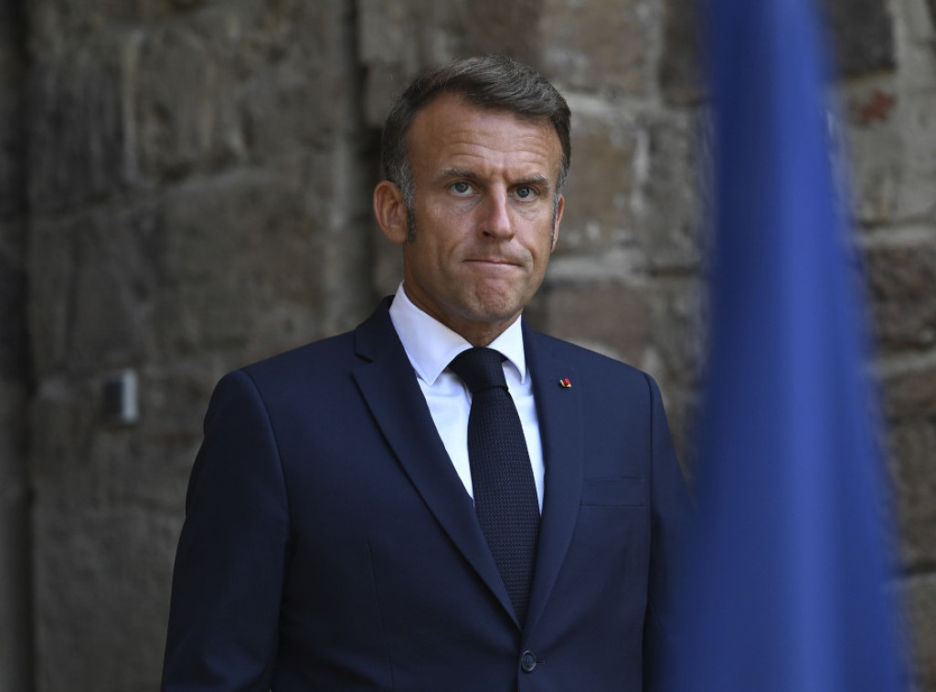 Makron: Na Madagaskaru moraju da budu očuvani ustavni i institucionalni poredak