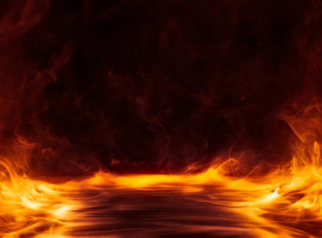 Požar u postrojenjima za gorivo u Volgogradskoj oblasti nakon napada dronova