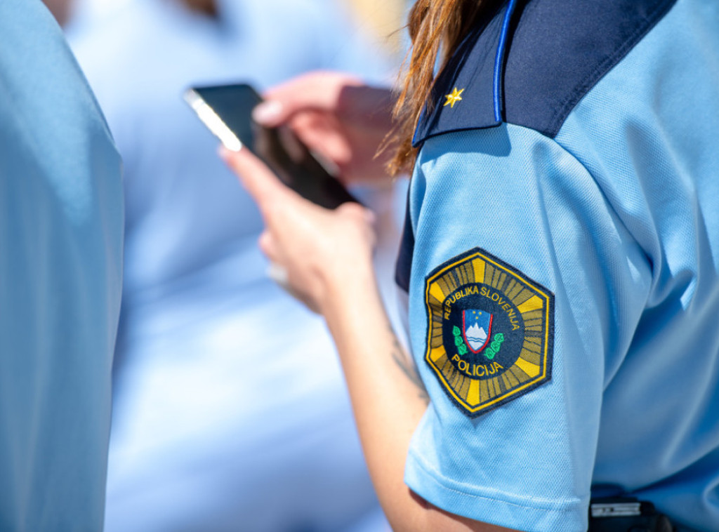 Slovenija: U toku pretres kuće bivšeg ministra Hojsa