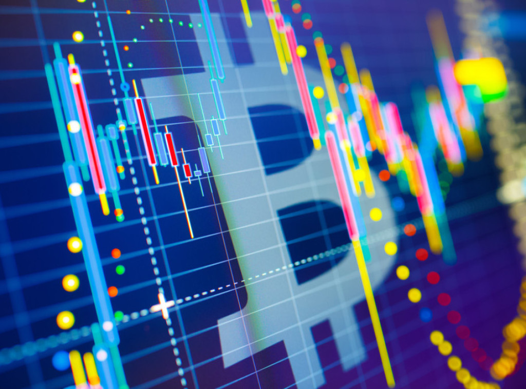 Bitkoin pao za 1,6 odsto na 105.245 evra, itirijum za 1,2 odsto na 3.764 evra
