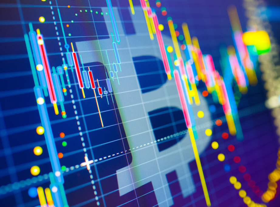 Bitkoin pao za 1,6 odsto na 105.245 evra, itirijum za 1,2 odsto na 3.764 evra