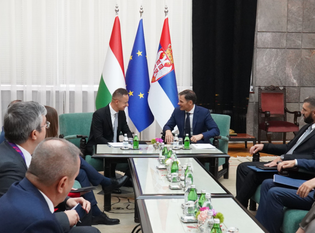 Mali sa Sijartom u Beogradu: Početak izgradnje naftovoda od Novog Sada do Alđa do kraja 2025.