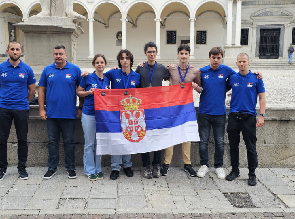 Tim Srbije na Balkanskoj olimpijadi iz informatike osvojio zlato, srebro i dve bronze