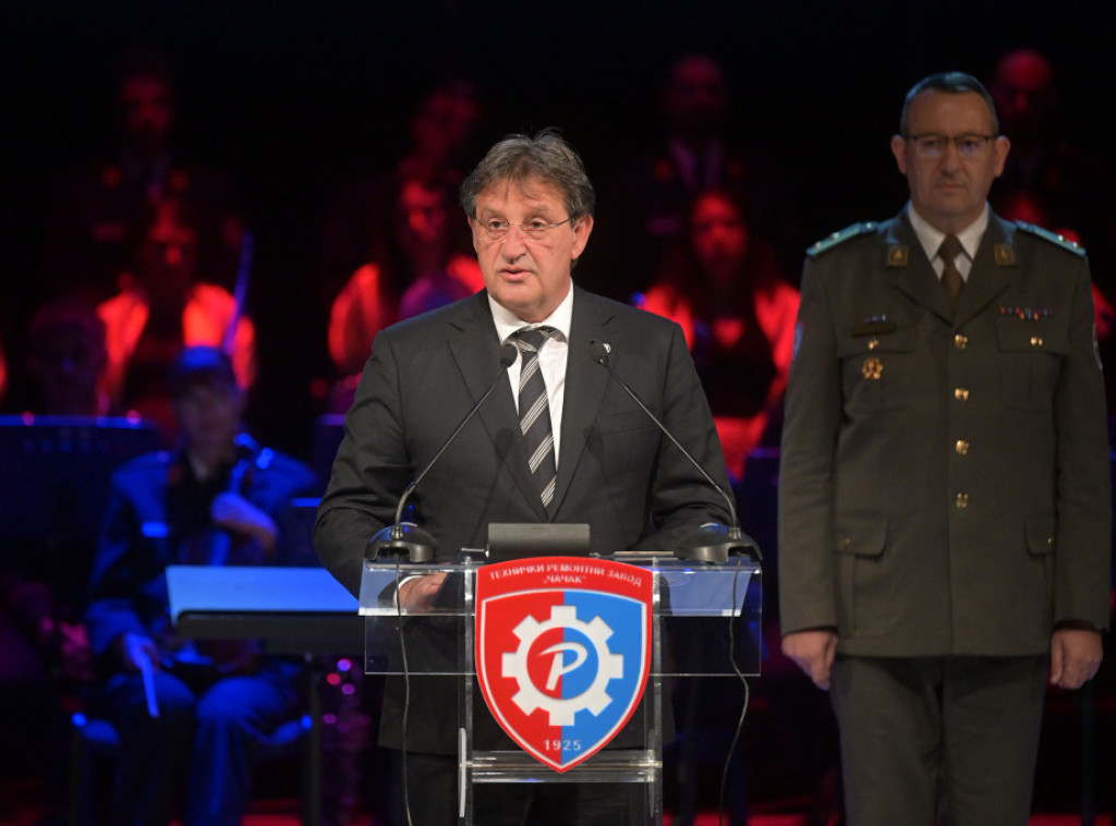 Gašić na proslavi jubileja Tehničkog remontnog zavoda "Čačak": U najtežim vremenima čvrst oslonac odbrane Srbije