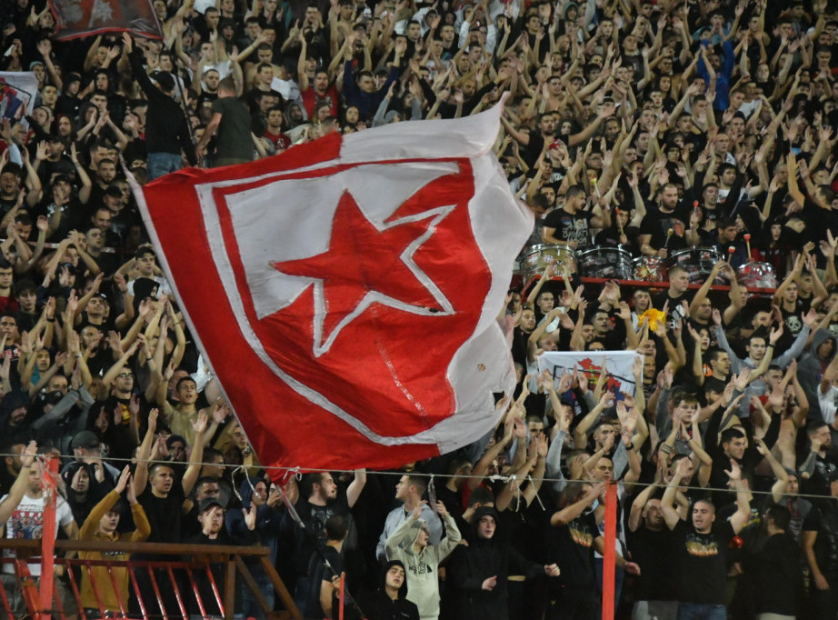 Fudbaleri Crvene zvezde otputovali u Lil, Ivanić i Elšnik ostali u Beogradu