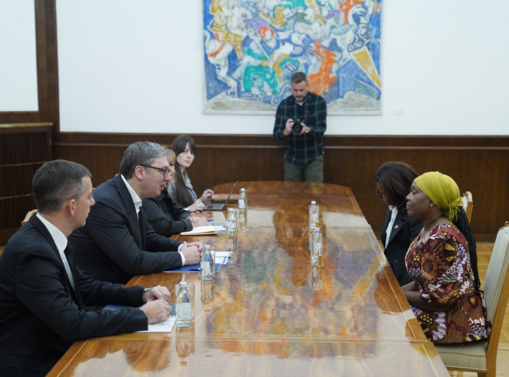 Vučić sa ministarkom spoljnih poslova Liberije o jačanju saradnje i projektima