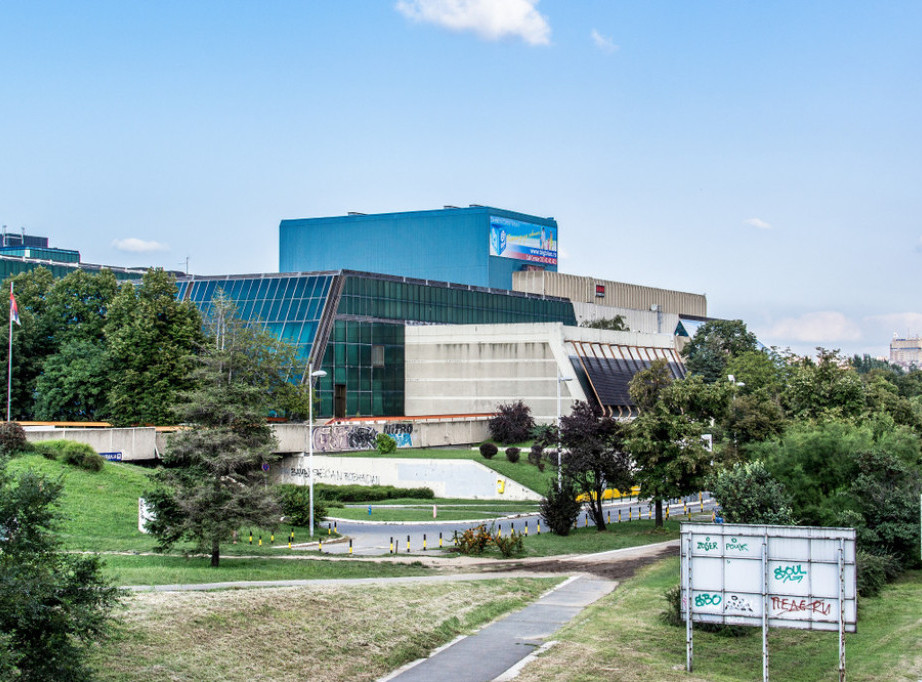 Budimpeštanski romski simfonijski orkestar na sceni Plave dvorane 9. decembra