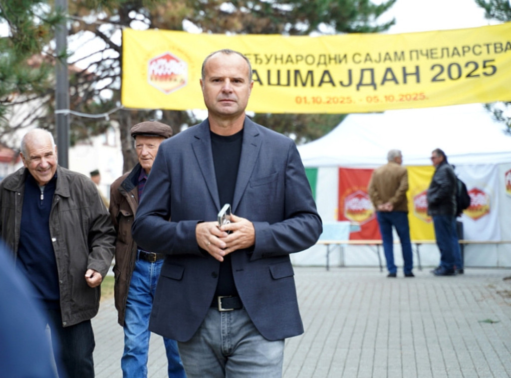 Otvoren 51. Međunarodni sajam pčelarstva u Tašmajdanskom parku