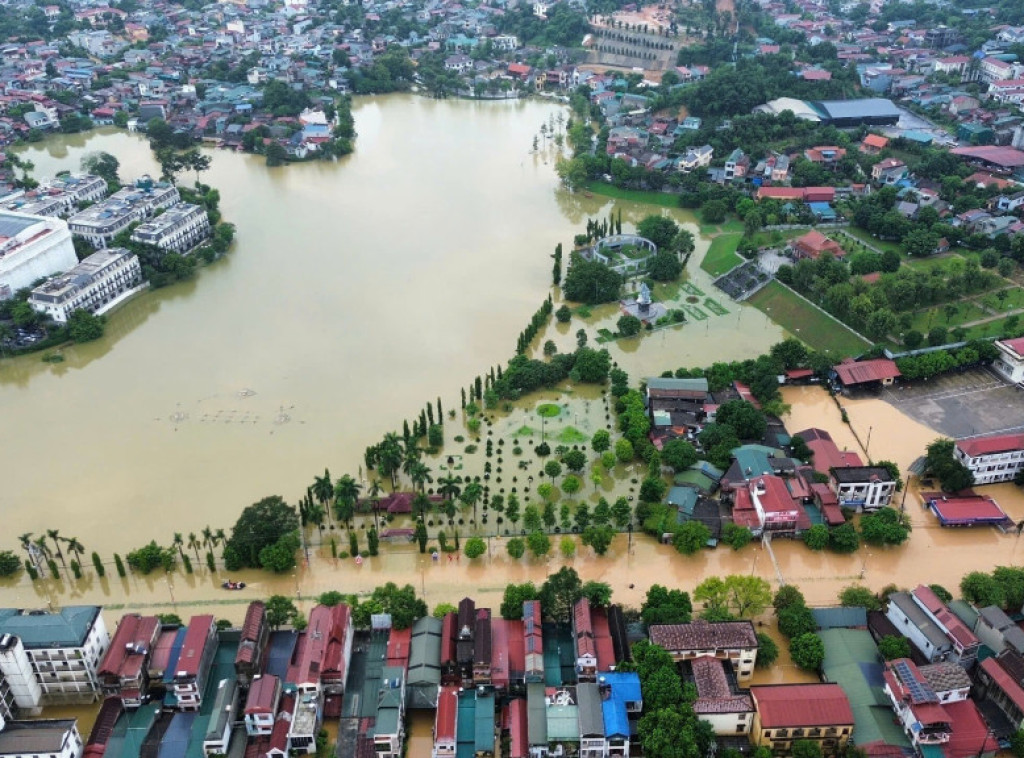 Tajfun Bualoi odneo 34 života, 20 nestalih u Vijetnamu, šteta oko 332 miliona dolara