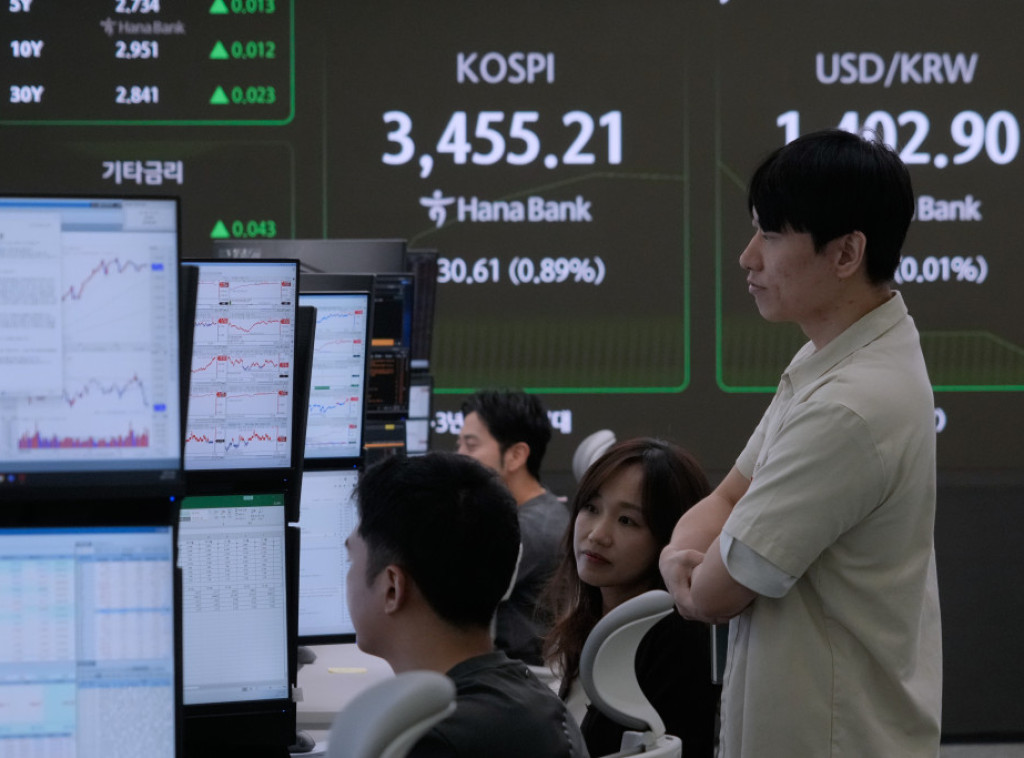 Evropske akcije na rekordnom nivou, investitori očekuju rezove Federalnih rezervi