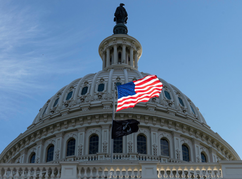 Blumberg: Tramp pojačava pritisak na demokrate da okončaju blokadu vlade