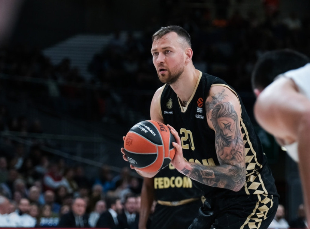Litvanski košarkaš Donatas Motejunas potpisao ugovor sa Crvenom zvezdom