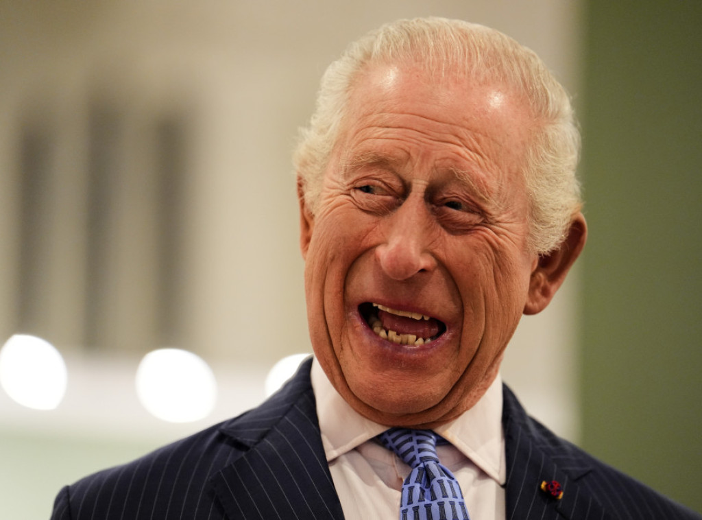 Šef Ajzenhauerove biblioteke podneo ostavku posle spora oko mača za kralja Čarlsa