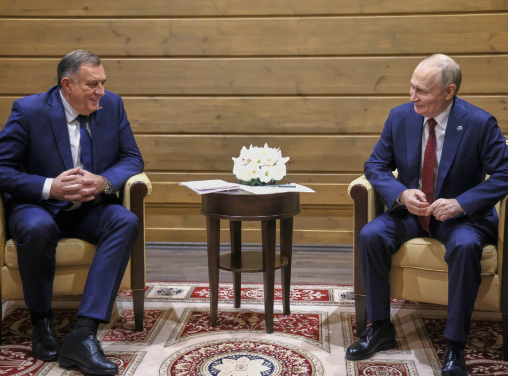 Dodik čestitao Putinu rođendan