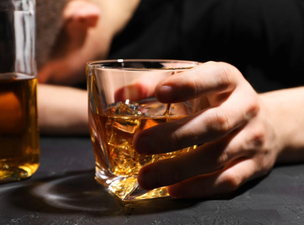 Nemačka zabranjuje alkohol mlađima od 16 godina