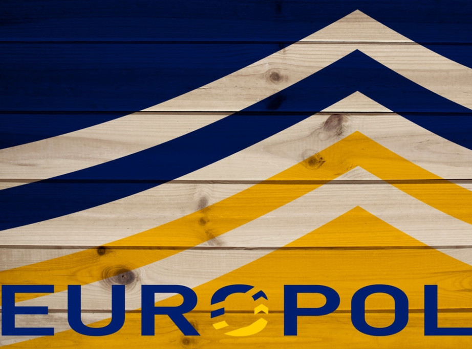 Troje ljudi uhapšeno, zaplenjena imovina vredna 5 miliona evra u akciji Evropola