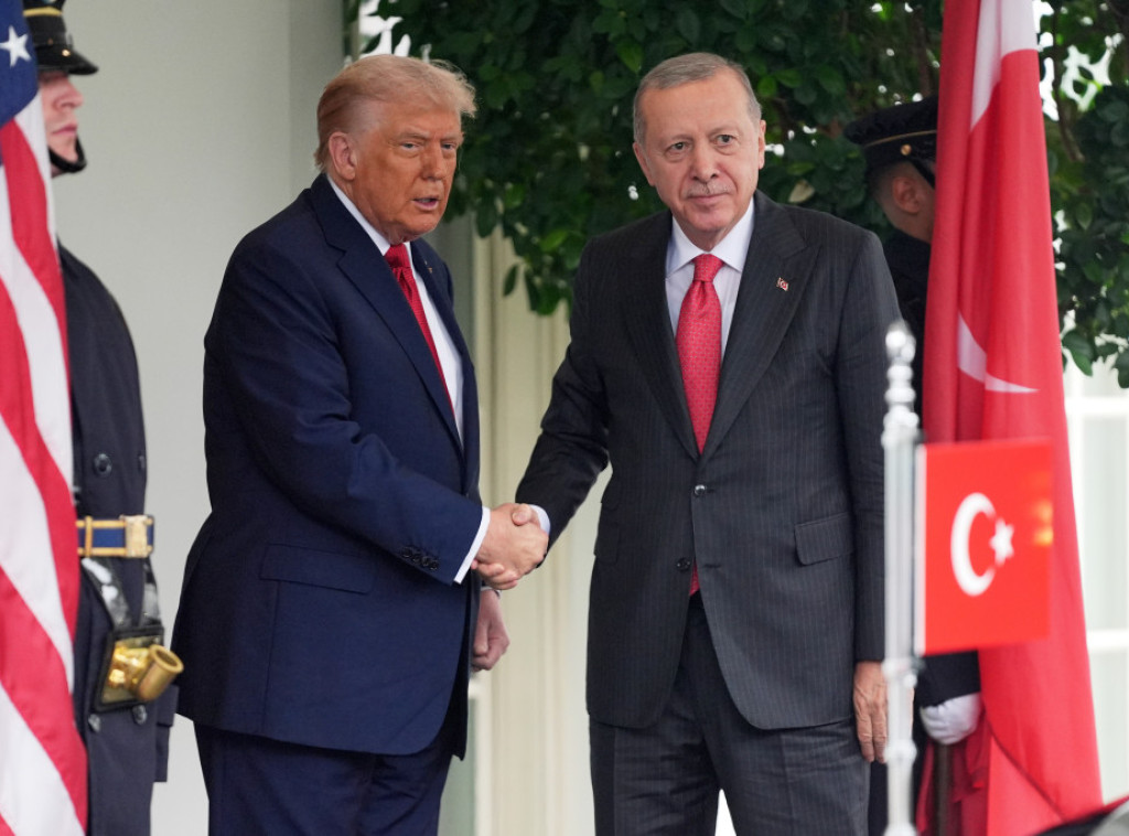 Erdogan u razgovoru sa Trampom: Turska pozdravlja napore SAD za mir u regionu