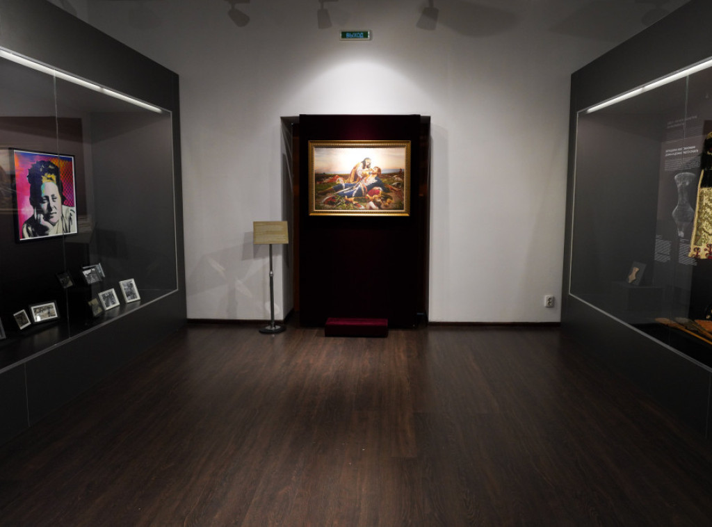 U Almatiju otvorena izložba "Žena u Srbiji kroz vekove" Muzeja grada Beograda