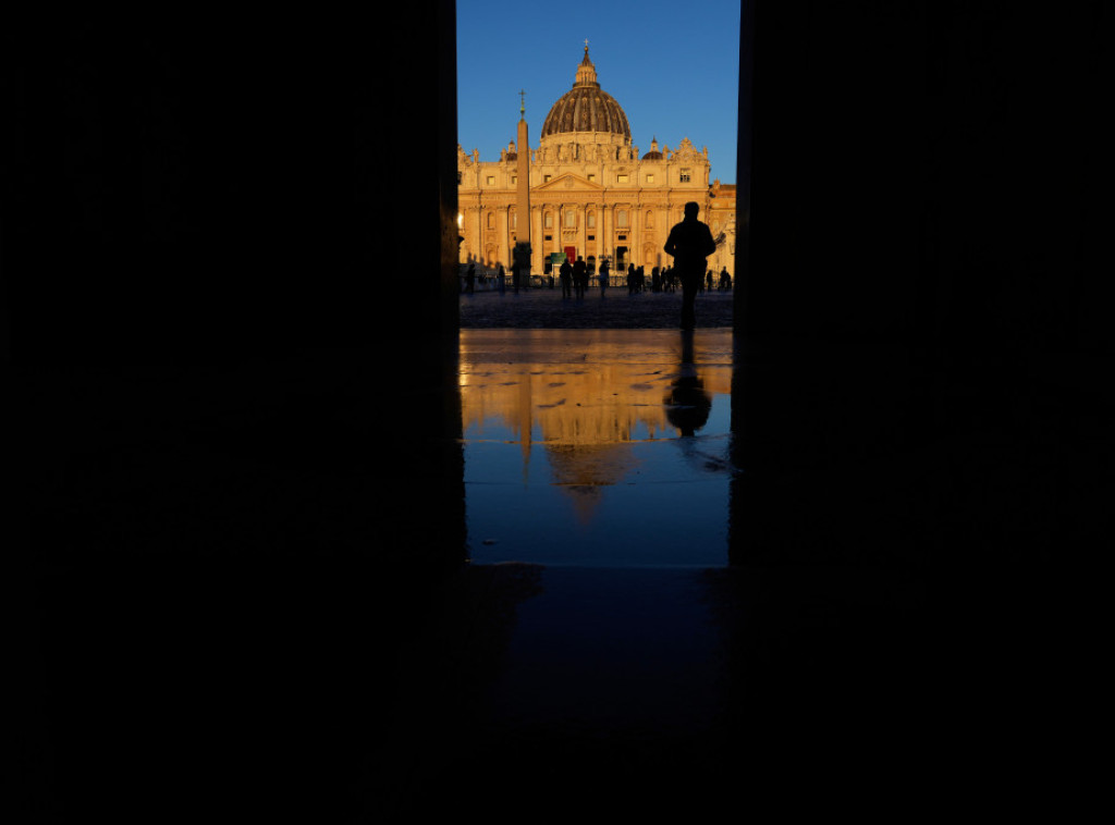 Parolin o situaciji u Gazi: Neprihvatljivo je svesti ljude na kolateralne žrtve