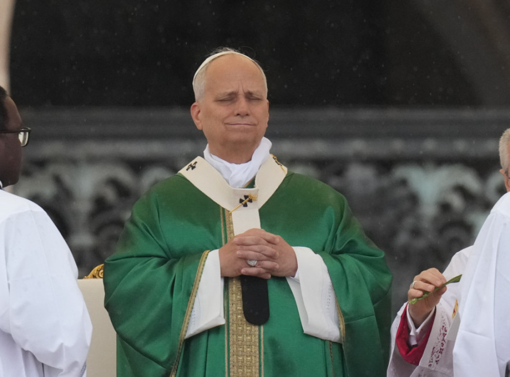 Papa poručio: Svet ne sme da bude indiferentan prema migrantima