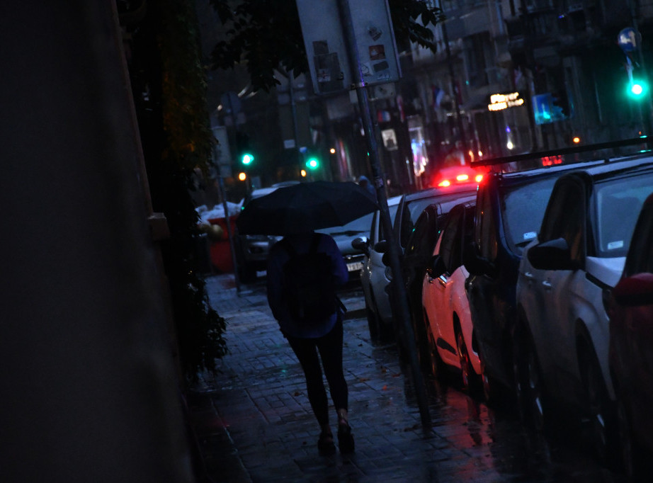 RHMZ: Do kraja dana oblačno sa kišom, u toku noći padavine prestaju u Vojvodini