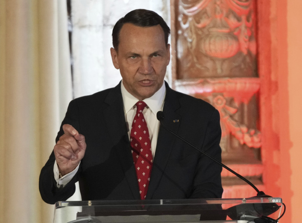 Sikorski: Poljski državljani pritvoreni u Izraelu trebalo bi da se uskoro vrate