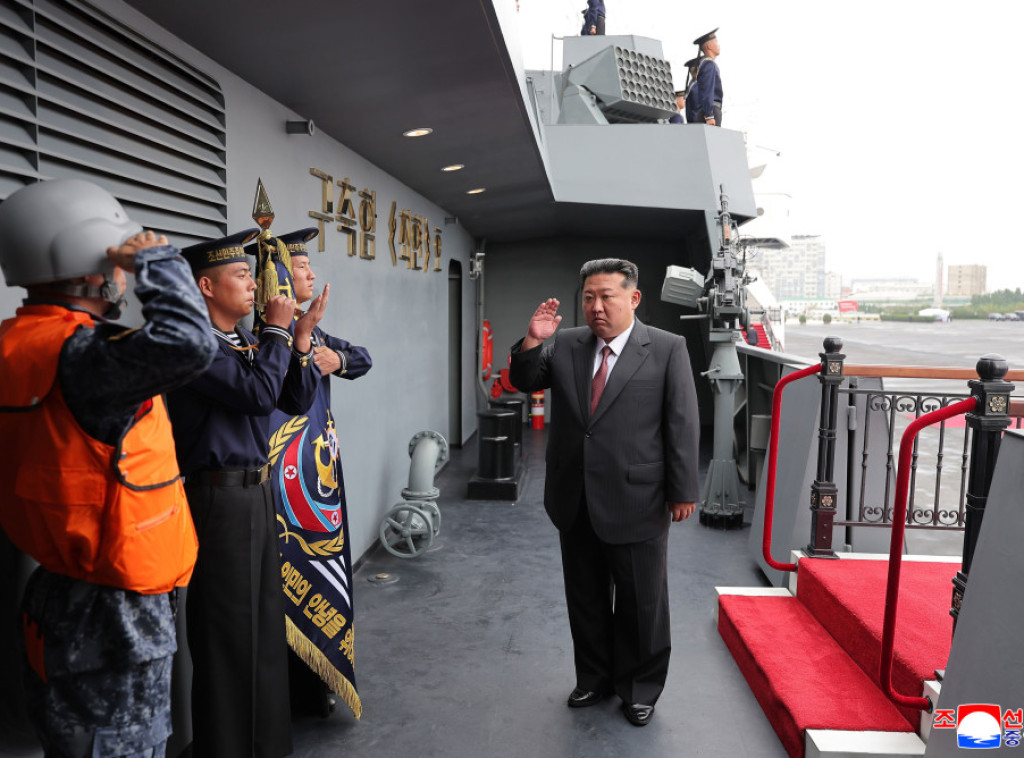 Kim Džong Un obišao novi razarač od 5.000 tona, prvi u zemlji sa nuklearnim raketama