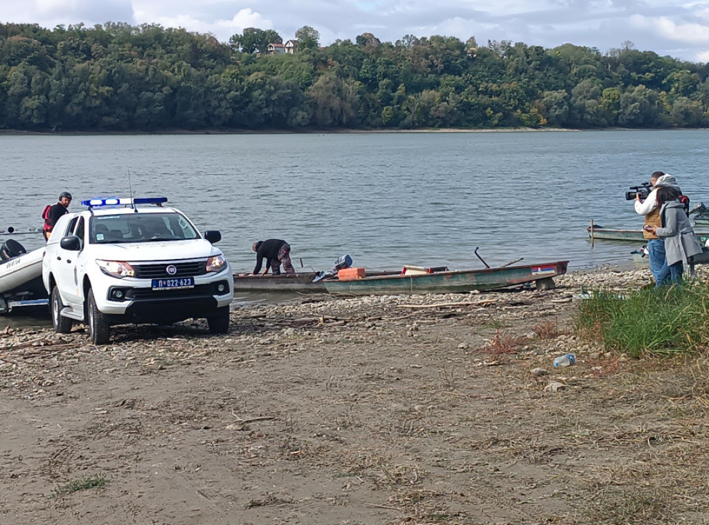 Prevrnuo se čamac kod Bačke Palanke, ima stradalih