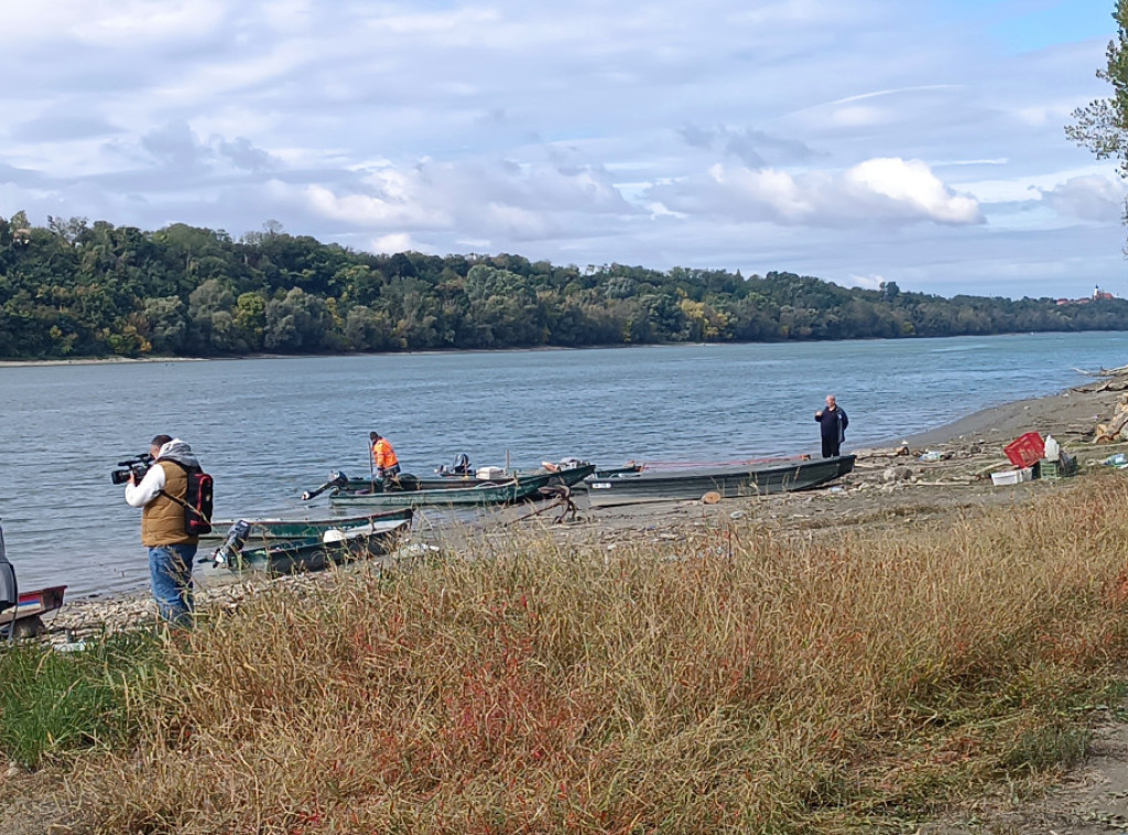 MUP: Prevrnuo se čamac na Dunavu, jedan državljanin Kine nastradao