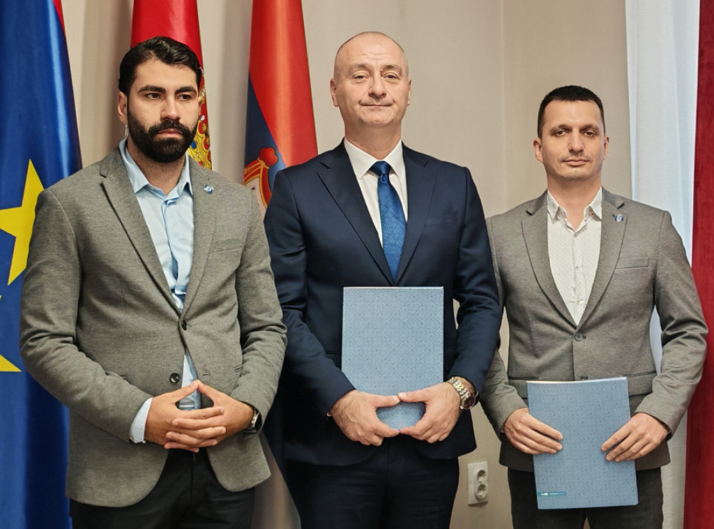 Pokrajinski sekretar za privredu i turizam Nenad Ivanišević potpisao sporazum sa Beogradskim sajmom