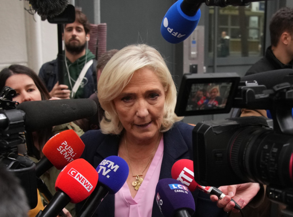 Marin Le Pen: Pred Makronom su dva puta - ili ostavka ili raspuštanje parlamenta