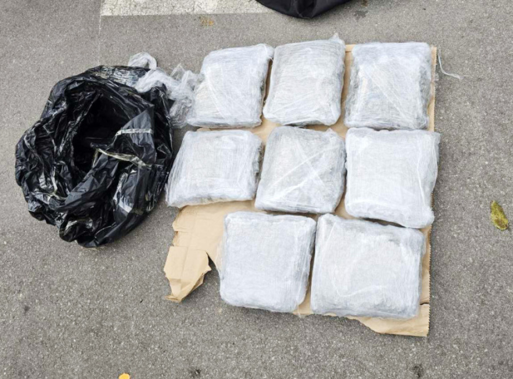 Policija u Novom Sadu zaplenila više od osam kilograma narkotika